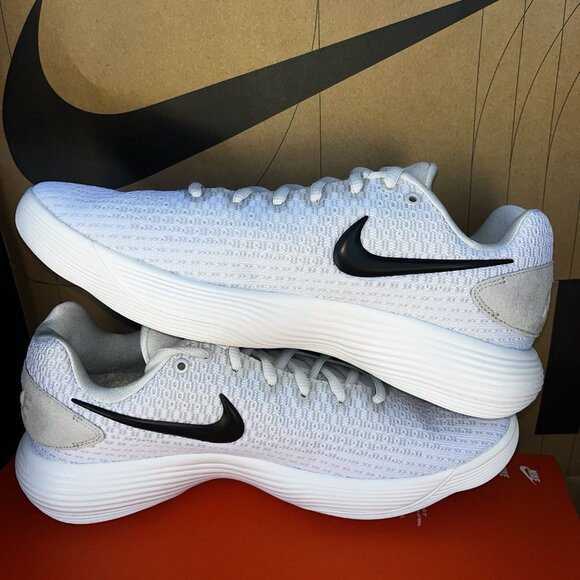 NEW Nike Hyperdunk 2017 Low White/Black-Pure Platinum 897663 100 Men Size 10 main image 4